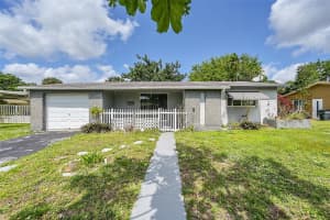 5841 NW 12th St, Sunrise, FL 33313 Sold 10/25/24