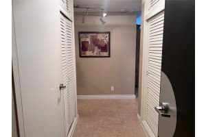 3300 NE 36th St 518, Fort Lauderdale, FL 33308 - MLS#F10433923