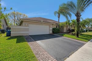 928 SW 149th Ter, Sunrise, FL 33326 Sold 09/16/24