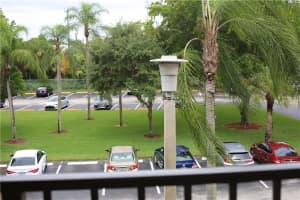 800 Sw 142nd Ave 104-n, Pembroke Pines