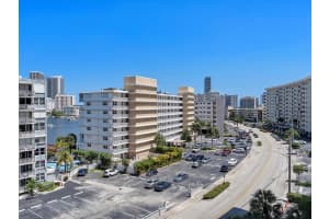 427 Golden Isles Dr 6E, Hallandale Beach, FL 33009 Sold 01/23/25