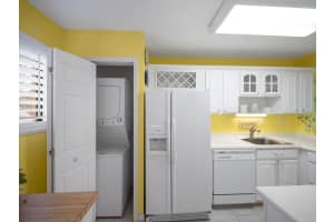 5353 SE Miles Grant Rd 104, Stuart, FL 34997 Sold 05/21/24