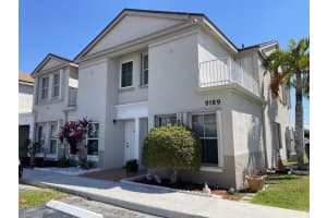 9189 Fontainebleau Blvd 513, Miami, FL 33172 Sold 05/24/24