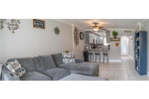 117 Royal Park Dr 2C, Oakland Park, FL 33309 Sold 10/22/24