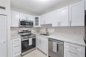 1900 S Ocean Blvd 9H, Pompano Beach, FL 33062 Sold 08/12/24