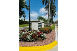 7535 Fairfax Dr 204, Tamarac, FL 33321 Sold 04/30/25