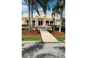 7535 Fairfax Dr 204, Tamarac, FL 33321 Sold 04/30/25