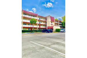 1005 Country Club Dr APT 205, Margate, FL 33063, Sold 08/21/24