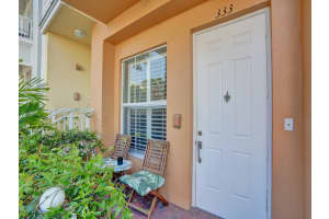 333 SW 13th Ter 333, Fort Lauderdale, FL 33312 Sold 01/23/25
