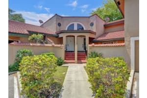 8881 W Sunrise Blvd, Plantation, FL 33322 Sold 05/24/24