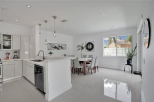 881 BRIAR RIDGE RD, Weston, FL 33327 Sold 06/26/24