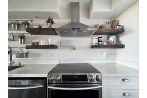 4015 W Palm Aire Dr 1008, Pompano Beach, FL 33069 Sold 12/16/24