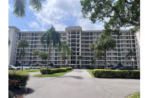 3100 N Palm Aire Dr 907, Pompano Beach