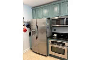 16101 Emerald Estates Dr 255, Weston, FL 33331 Sold 07/22/24