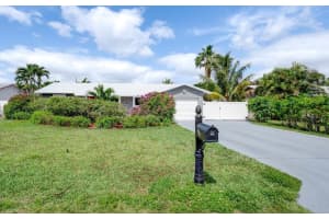 642 Bunting Drive, Delray Beach, FL 33444 Sold 06/07/24
