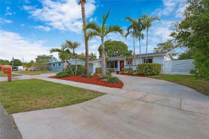 4831 SW 10th St, Plantation, FL 33317 Sold 05/31/24