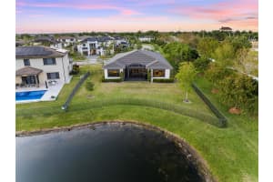 10410 S Lago Vista Cir, Parkland, FL 33076 Sold 08/08/24