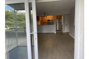 2710 Forest Hills Blvd 204, Coral Springs, FL 33065 Sold 04/01/25