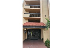 950 Egret Cir 5201, Delray Beach, FL 33444 Sold 06/13/24
