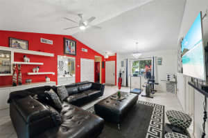 121 Ramblewood Cir, Royal Palm Beach, FL 33411 Sold 06/14/24