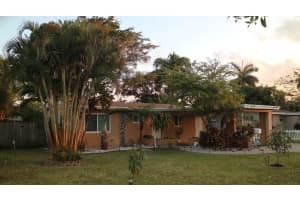 710 NW 38th St, Oakland Park, FL 33309 Sold 11/26/24