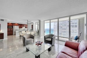 4300 N Ocean Blvd 11J, Fort Lauderdale, FL 33308 Sold 12/05/24