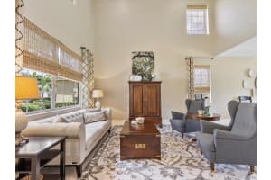 430 Cambridge Dr, Weston, FL 33326 Sold 07/11/24