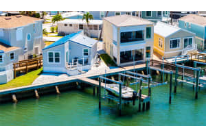 13 Nettles Blvd, Jensen Beach, FL 34957 Sold 09/12/24