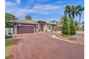 4090 NW 83rd Ln, Coral Springs, FL 33065 Sold 06/17/24