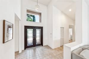 360 Cambridge Dr, Weston, FL 33326 Sold 06/14/24