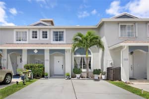 1135 SW 44th Ter 1135, Deerfield Beach, FL 33442 Sold 06/28/24