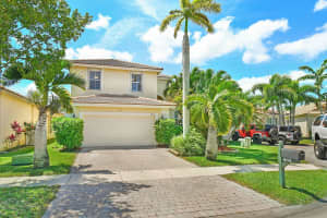 2696 SE Castle Pine Pl, Stuart, FL 34997 Sold 08/23/24