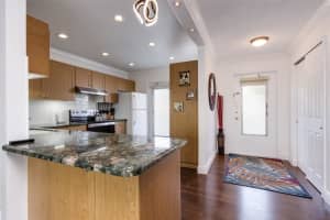 700 NE 14th Ave 203, Hallandale Beach, FL 33009 Sold 06/26/24