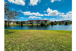 8000 Sunrise Lakes Dr 106, Sunrise, FL 33322 Sold 09/24/25