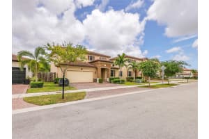 11817 SW 240th Ter, Homestead, FL 33032 Sold 07/19/24