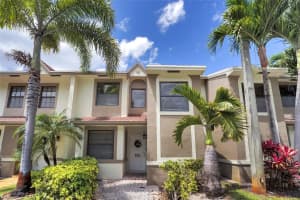 225 City View Dr 225, Fort Lauderdale, FL 33311 Sold 07/30/24