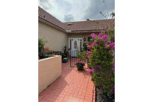 2099 Maplewood Dr, Coral Springs, FL 33071 Sold 06/18/24