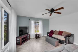 1784 NW 39th St, Oakland Park, FL 33309 Sold 05/30/24