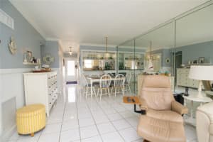 298 SE 6th Ave 9, Pompano Beach, FL 33060 Sold 04/01/25