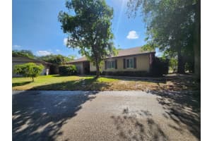 2136 Nova Village Dr 2136, Davie, FL 33317 Sold 05/31/24