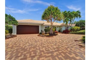 3209 NE 42nd Ct, Fort Lauderdale, FL 33308 Sold 05/17/24