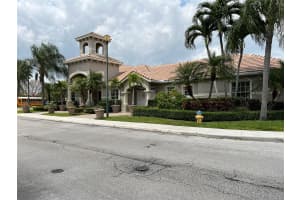 5065 Wiles Rd 103, Coconut Creek, FL 33073 Sold 07/17/24