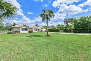 7272 NW 65th Terrace, Parkland, FL 33067 Sold 07/03/24