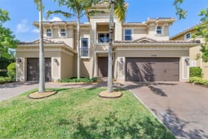 10391 Peninsula Pl, Parkland, FL 33076 Sold 06/03/24