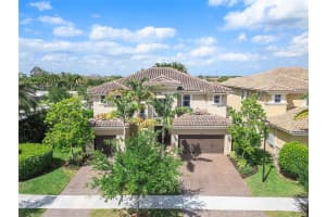 10391 Peninsula Pl, Parkland, FL 33076 Sold 06/03/24