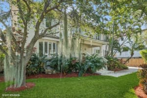 375 Ridgewood Rd, Key Biscayne, FL 33149 Sold 03/13/25