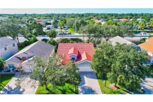 8400 NW 46th Dr, Coral Springs, FL 33067 Sold 06/25/24
