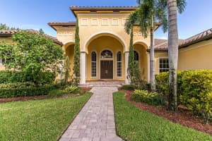 12449 S Stonebrook Cir, Davie, FL 33330 Sold 06/06/24