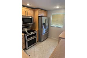 1501 S Ocean Blvd 116, Lauderdale By The Sea, FL 33062 Sold 08/23/24