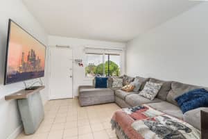 305 E 4th Ave 8, Hialeah, FL 33010 Sold 08/23/24